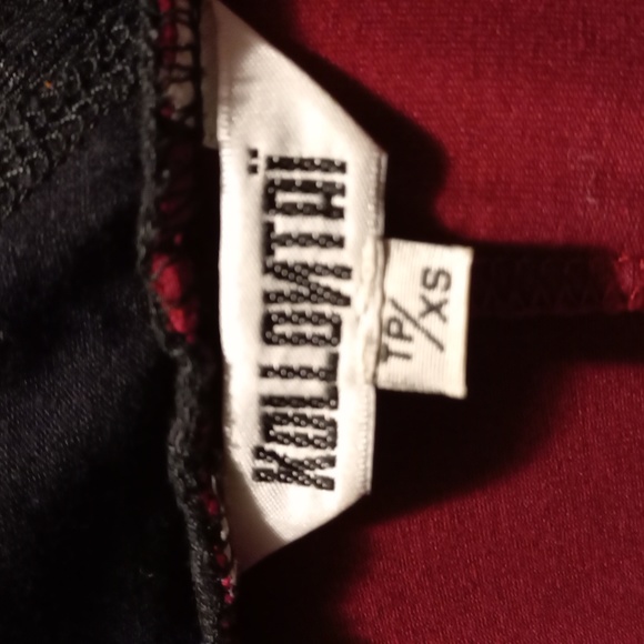 KOLLONTAI SIZE XS, BLACK & Red Tunic - Picture 12 of 16